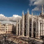 City Life - Fiera Charme Apartment