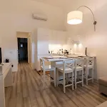 City Life - Fiera Charme Apartment